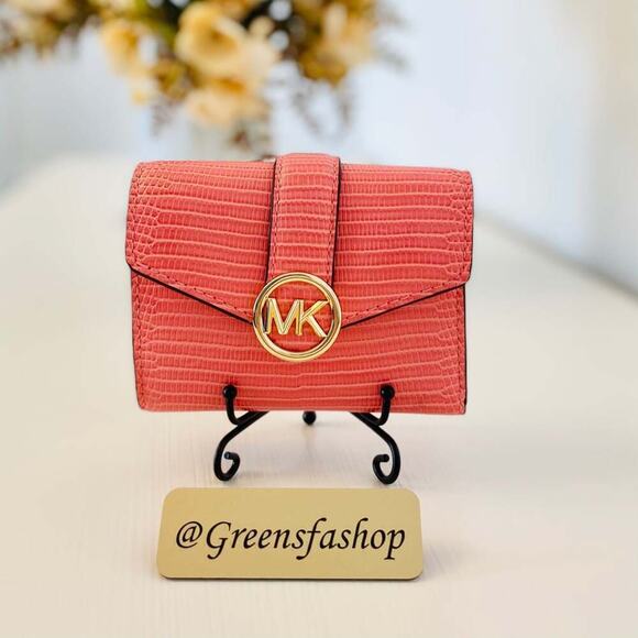 Michael kors carmen trifold wallet leather grapefruit new - Picture 1 of 4